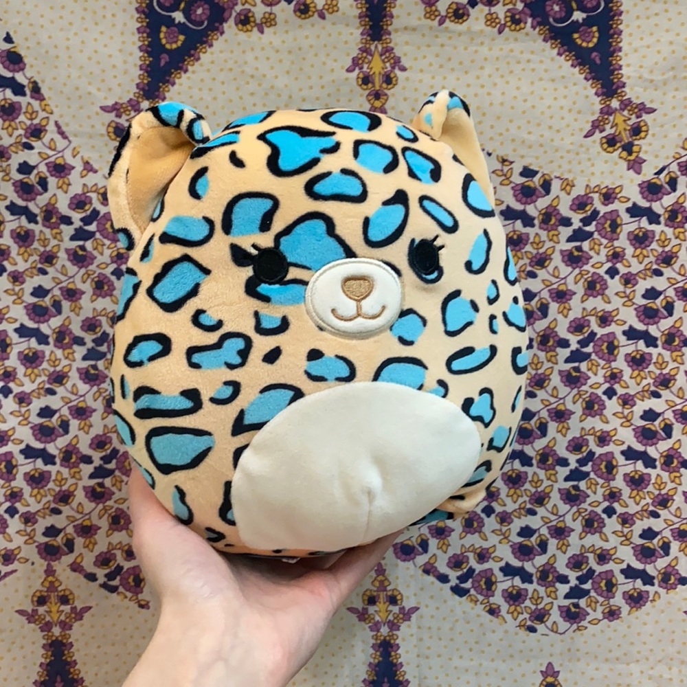 liv the cheetah squishmallow!